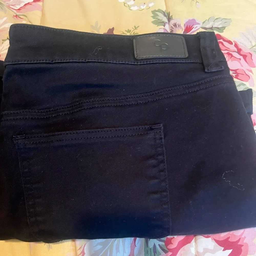 Celebrity Pink women’s Black Jean Shorts Size 14 - Picture 6 of 13